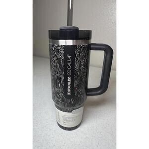Stanley x Calia 30 oz Quencher Tumbler Black Pattern FlowState Handle Cup
